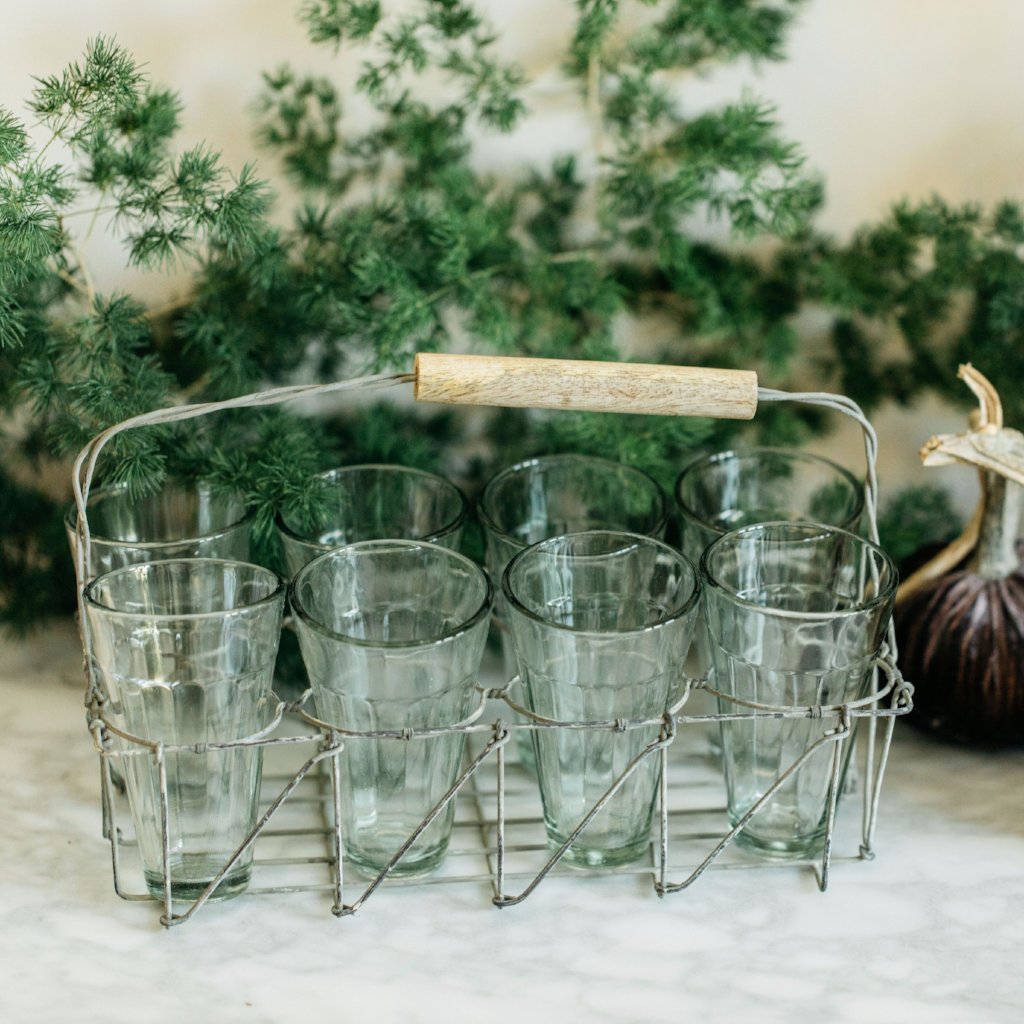 Tea Caddy With 8 Glasses