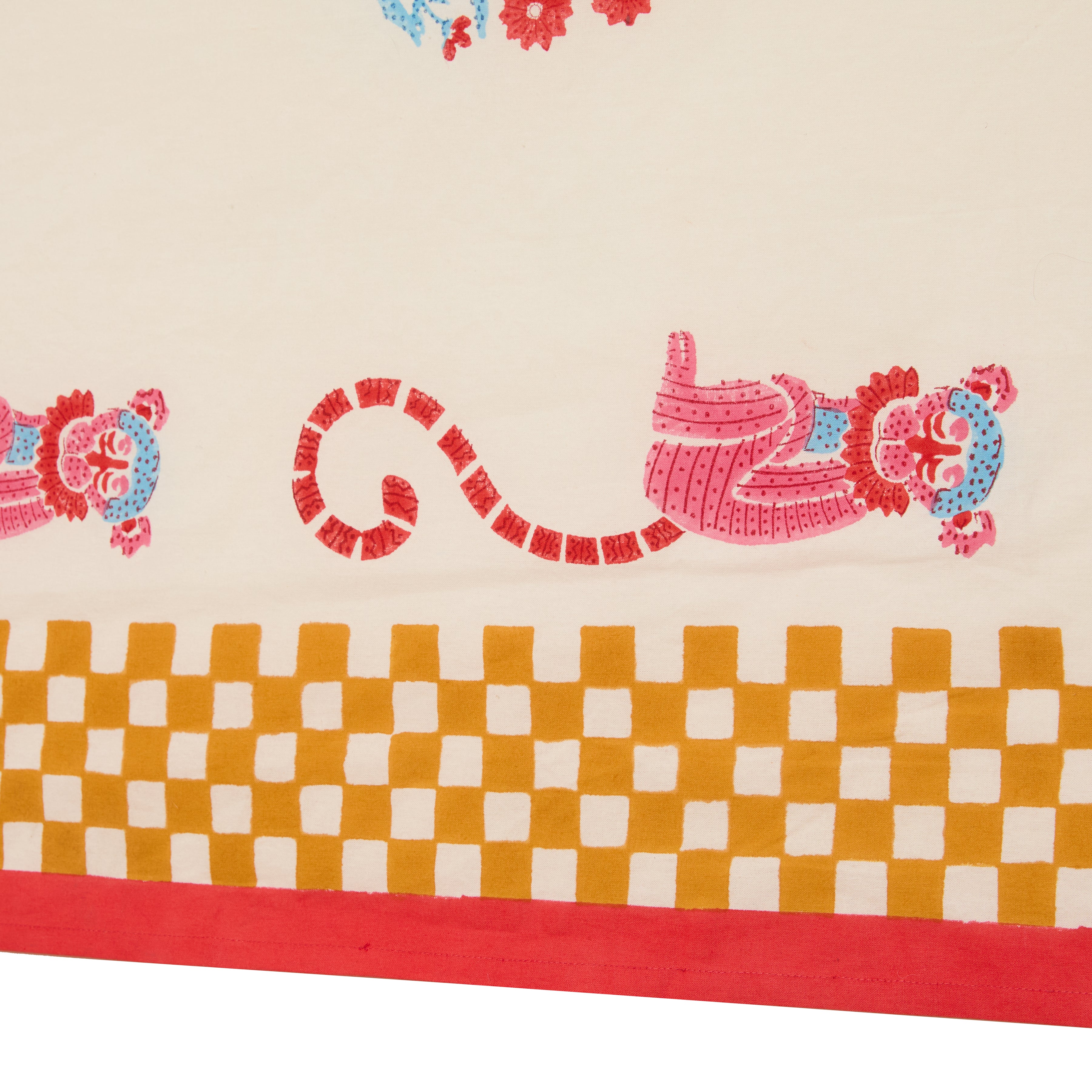 TableCloth10_1.jpg